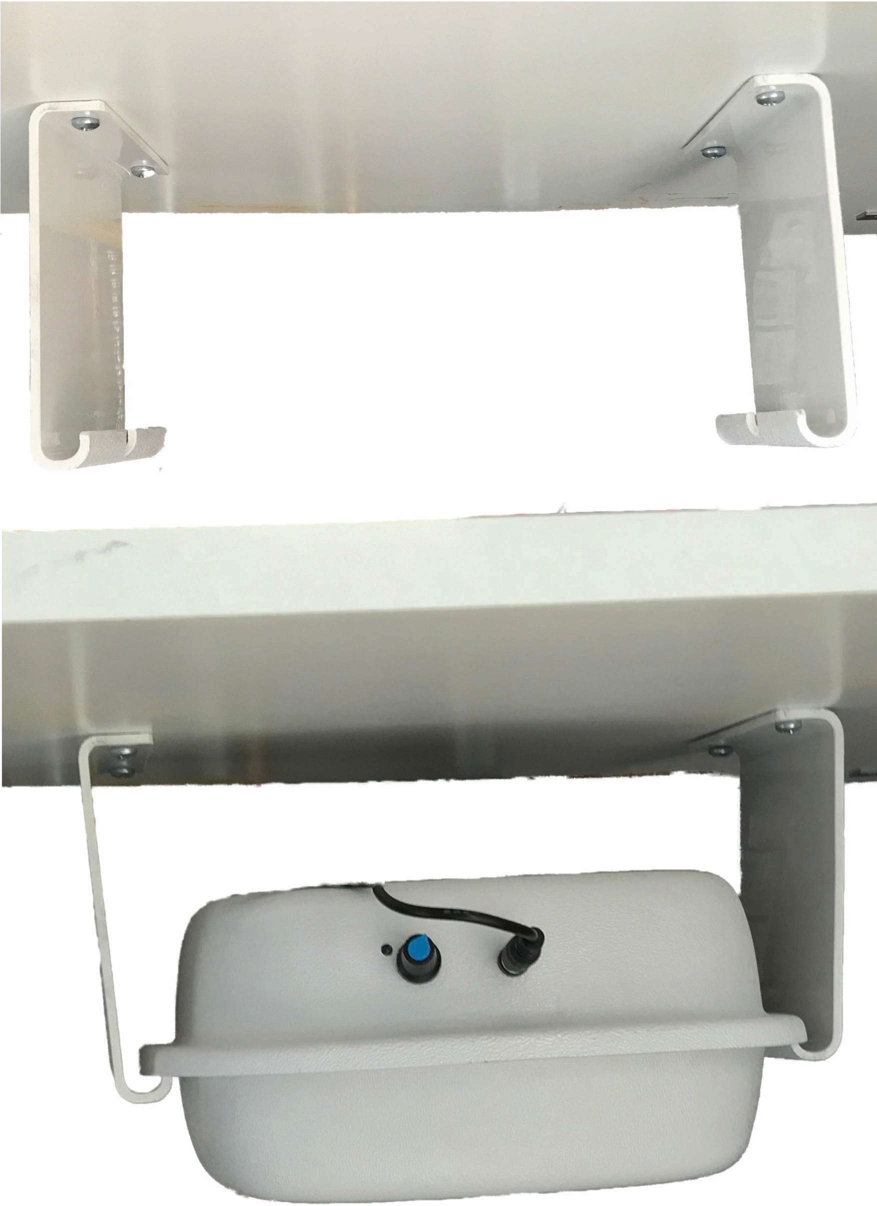 Purrified Air Overhead Mounting Bracket
